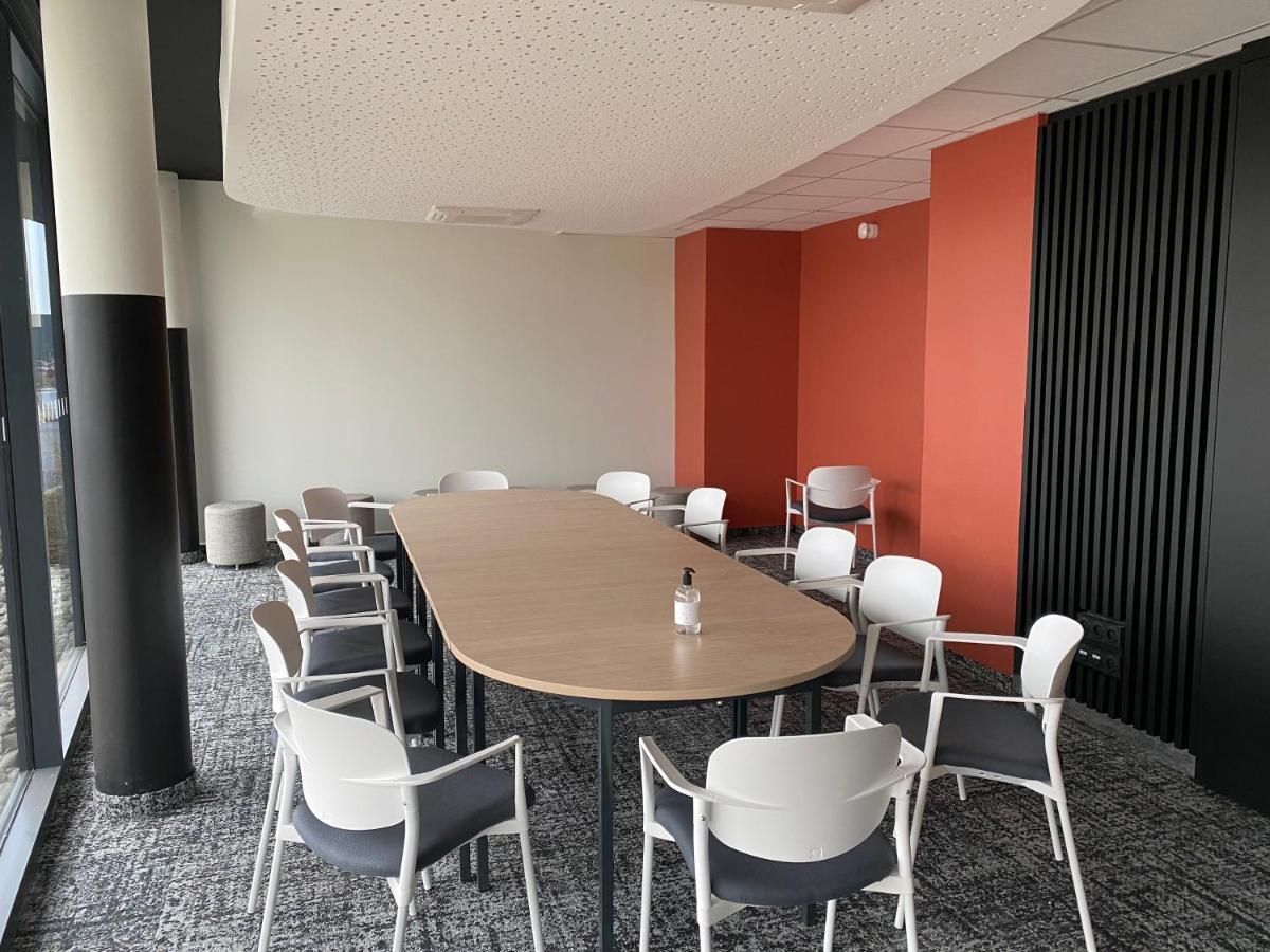 Hotel Akena Troyes - La Chapelle St-Luc Les Noes-pres-Troyes Ngoại thất bức ảnh