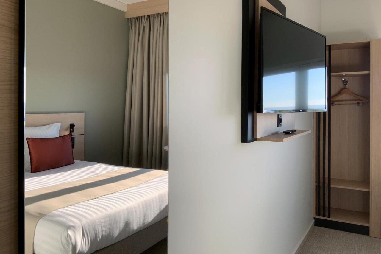 Hotel Akena Troyes - La Chapelle St-Luc Les Noes-pres-Troyes Ngoại thất bức ảnh